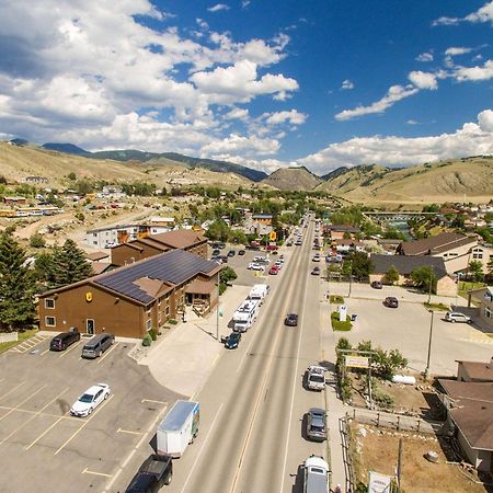 Super 8 By Wyndham Gardiner/Yellowstone Park Area Εξωτερικό φωτογραφία